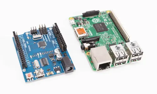 raspberry pi vs arduino